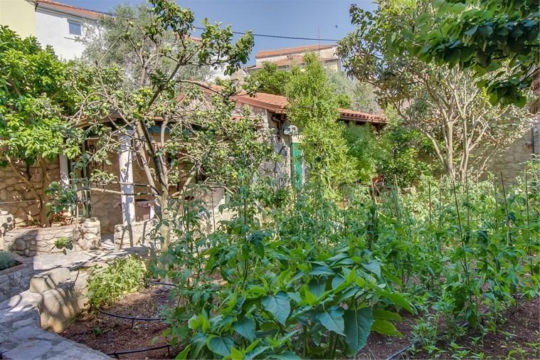 Apartment Julia Veli Losinj Exterior photo